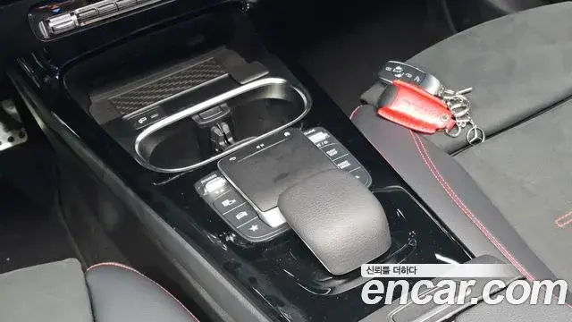 Mercedes-Benz CLA-Class 2020 — Фото 19/20