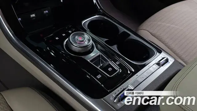 Kia Carnival 2022 — Фото 7/20