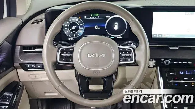 Kia Carnival 2022 — Фото 14/20