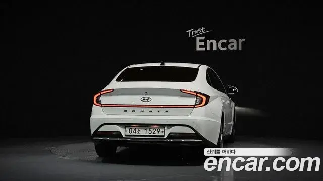 Hyundai Sonata 2019 — Фото 3/20