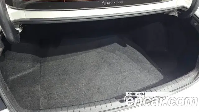 Hyundai Sonata 2019 — Фото 19/20