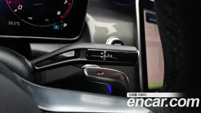 Mercedes-Benz GLC-Class 2025 — Фото 9/20