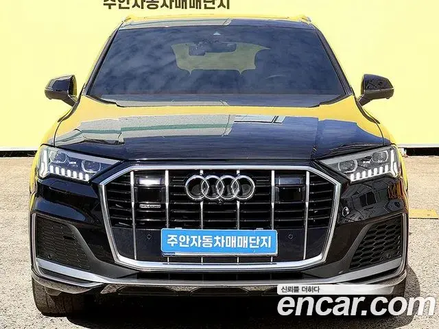 Audi Q7 2020 — Фото 10/20