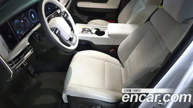 Hyundai Santa Fe 2024 — Фото 8/20