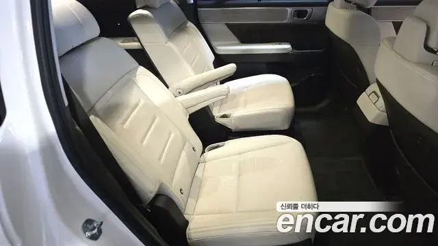 Hyundai Santa Fe 2024 — Фото 12/20