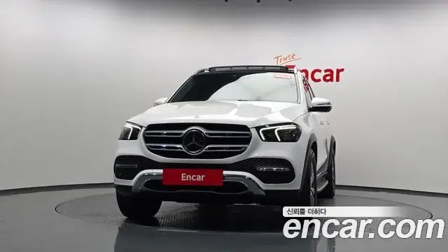 Mercedes-Benz GLE-Class 2023 — Фото 3/20