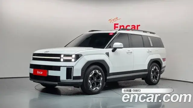 Hyundai Santa Fe 2023 — Фото 1/20