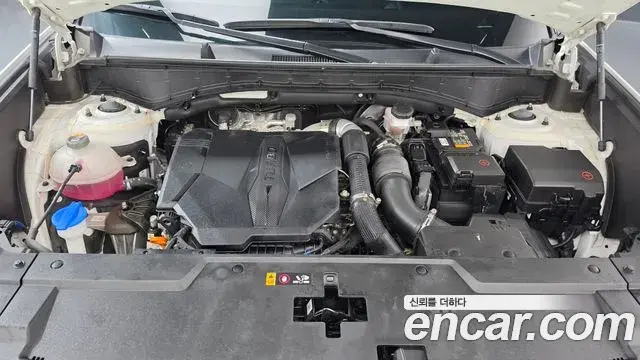 Hyundai Santa Fe 2023 — Фото 6/20