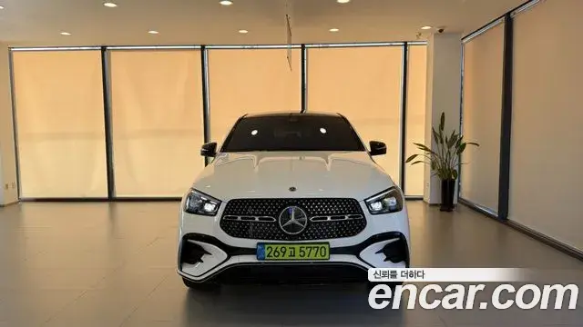 Mercedes-Benz GLE-Class 2026 — Фото 11/17