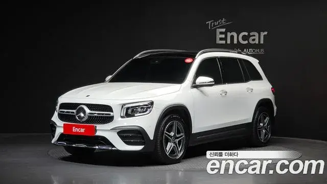 Mercedes-Benz GLB-Class 2021 — Фото 1/20