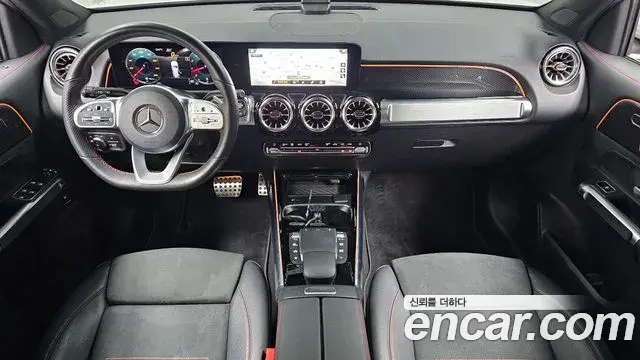 Mercedes-Benz GLB-Class 2021 — Фото 7/20
