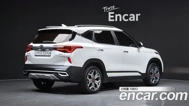 Kia Seltos 2020 — Фото 2/20