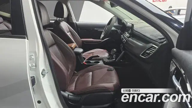 Kia Seltos 2020 — Şəkil 18/32