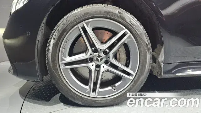 Mercedes-Benz S-Class 2023 — ფოტო 8/33
