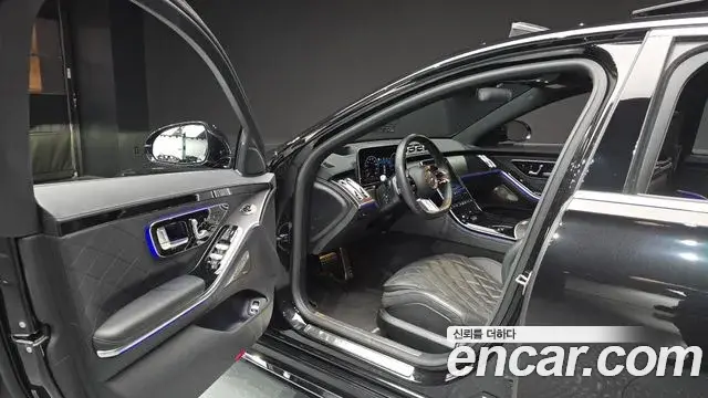 Mercedes-Benz S-Class 2023 — ფოტო 2/33