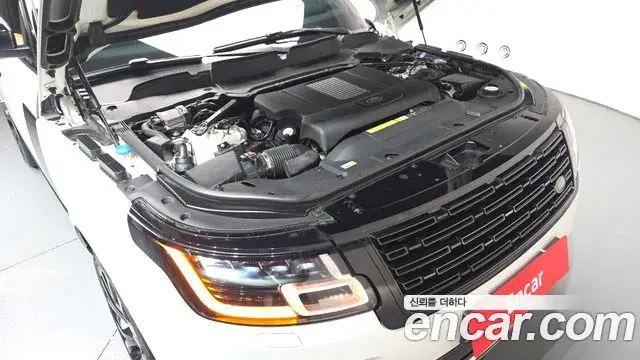Land Rover Range Rover 2019 — Photo 36/46