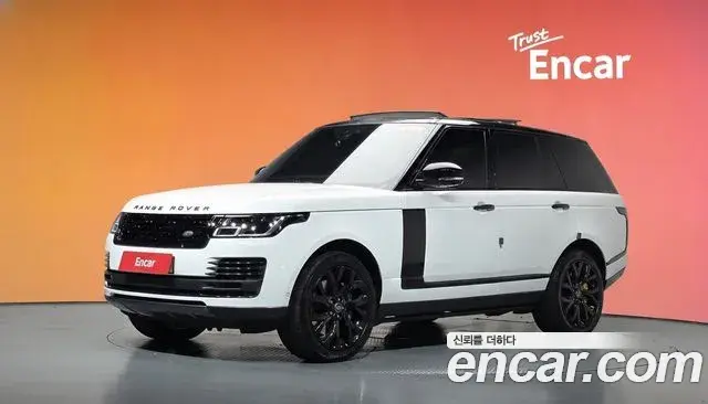 Land Rover Range Rover 2019 — Photo 30/46