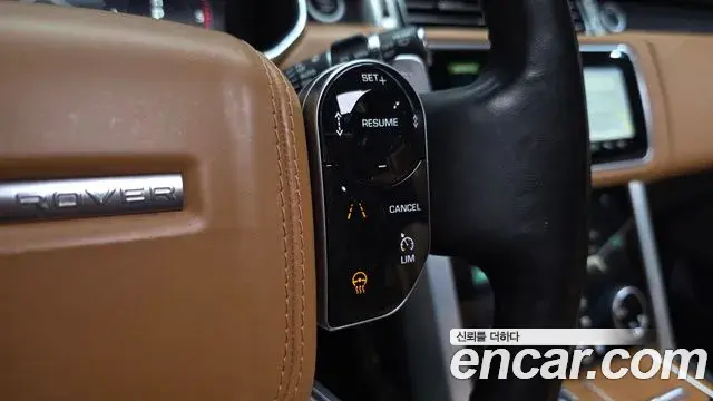Land Rover Range Rover 2019 — Photo 41/46