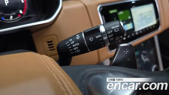Land Rover Range Rover 2019 — Photo 6/46