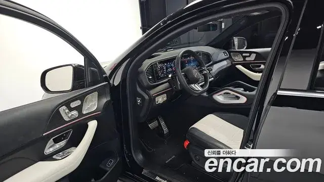 Mercedes-Benz GLE-Class 2025 — Фото 10/20