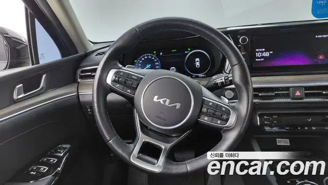 Kia K5 2023 — Фото 14/20