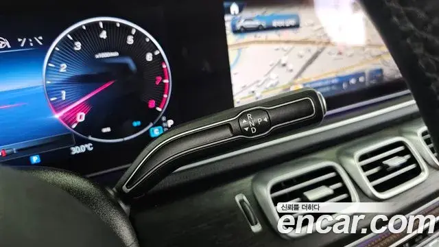 Mercedes-Benz GLE-Class 2023 — Фото 9/20