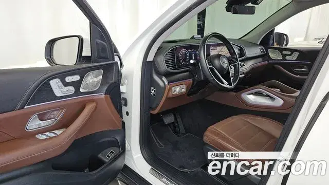 Mercedes-Benz GLE-Class 2023 — Фото 10/20