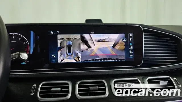 Mercedes-Benz GLE-Class 2023 — Фото 15/20