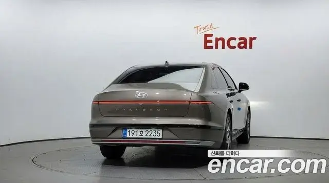 Hyundai Grandeur 2023 — Şəkil 4/20