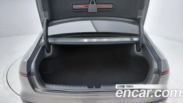 Hyundai Grandeur 2023 — Şəkil 17/20