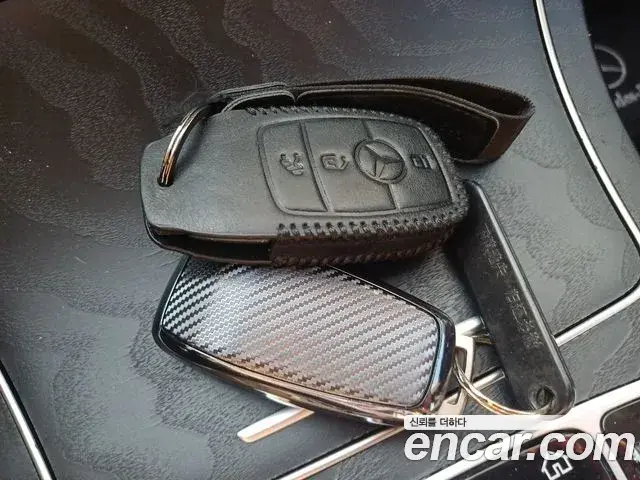 Mercedes-Benz C-Class 2019 — Фото 17/19