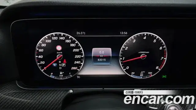 Mercedes-Benz E-Class 2019 — Фото 7/20