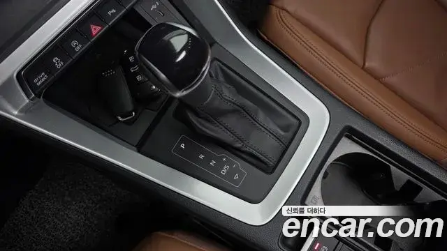 Audi Q3 2023 — Фото 8/20