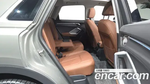 Audi Q3 2023 — Фото 12/20
