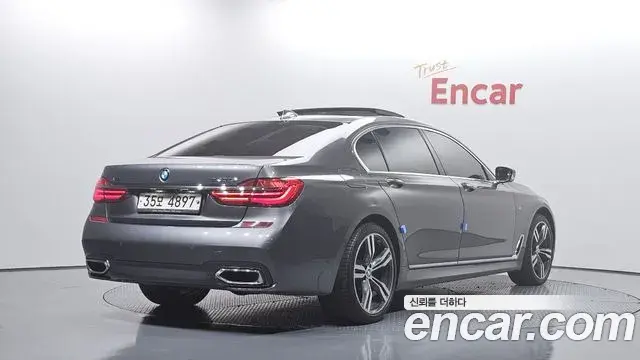 BMW 7 Series 2018 — Фото 2/20