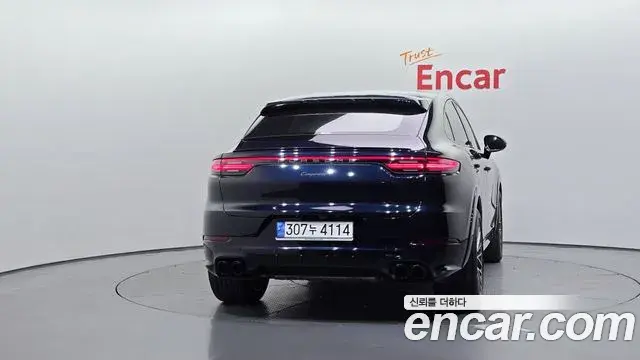Porsche Cayenne 2023 — Фото 4/20