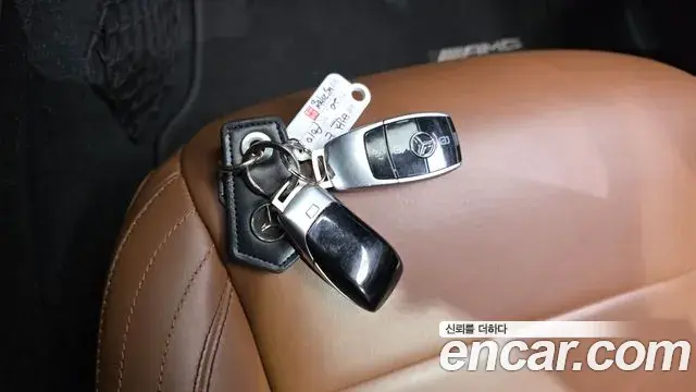 Mercedes-Benz E-Class 2020 — Фото 16/20
