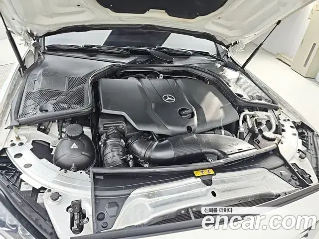 Mercedes-Benz C-Class 2018 — Фото 6/18