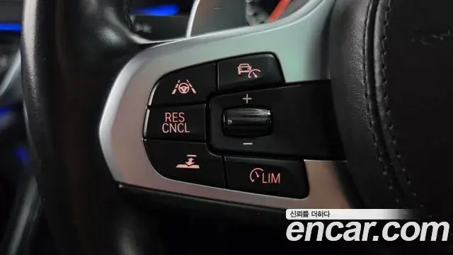 BMW 5 Series 2019 — Фото 15/20