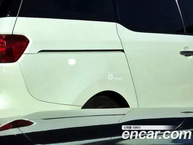 Hyundai Santa Fe 2025 — Şəkil 8/20