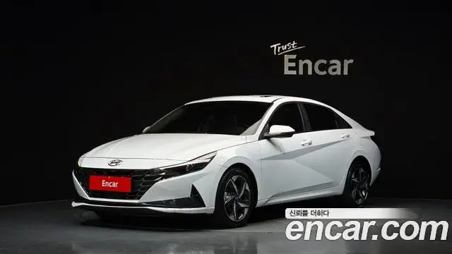Hyundai Avante 2020 — Фото 1/20