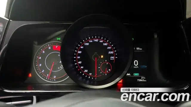 Hyundai Avante 2020 — Фото 8/20