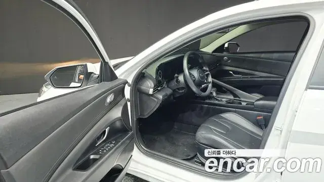 Hyundai Avante 2020 — Фото 10/20