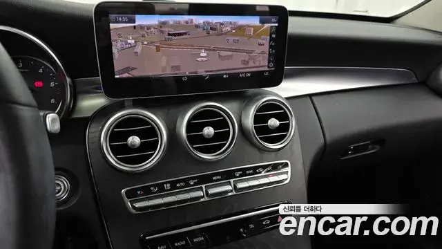 Mercedes-Benz C-Class 2019 — Фото 13/20