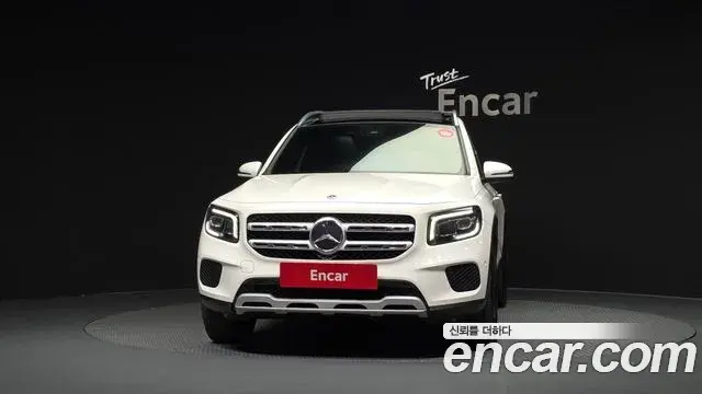 Mercedes-Benz GLB-Class 2021 — Фото 3/20