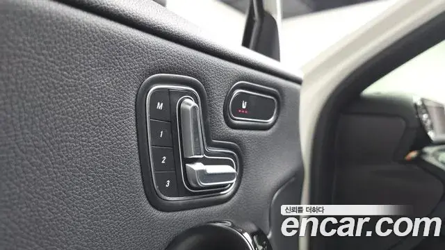 Mercedes-Benz A-Class 2020 — Фото 17/20