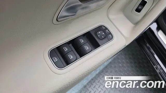 Mercedes-Benz A-Class 2024 — Фото 13/20