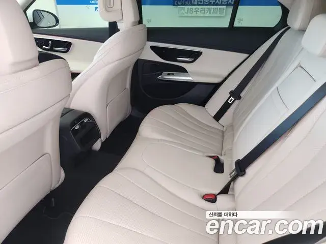 Mercedes-Benz E-Class 2024 — Şəkil 9/20
