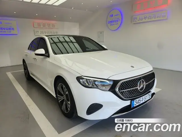 Mercedes-Benz E-Class 2024 — Şəkil 11/20