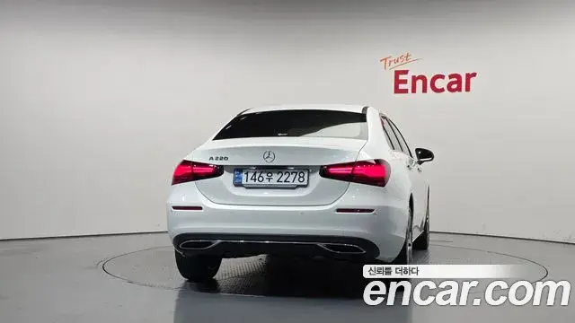 Mercedes-Benz A-Class 2025 — Фото 4/20